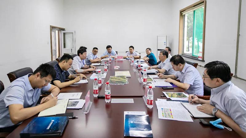 济南市副市长、市政府党组成员孙斌一行到智能网联高速公路测试基地调研指导